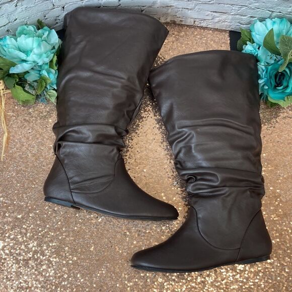 Journee Collection Jayne Dark Brown Slouch Boot 11M-XWC - Picture 2 of 5